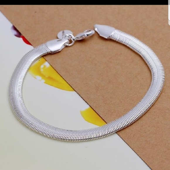 925 Silver Bracelet NWOT - Picture 1 of 2